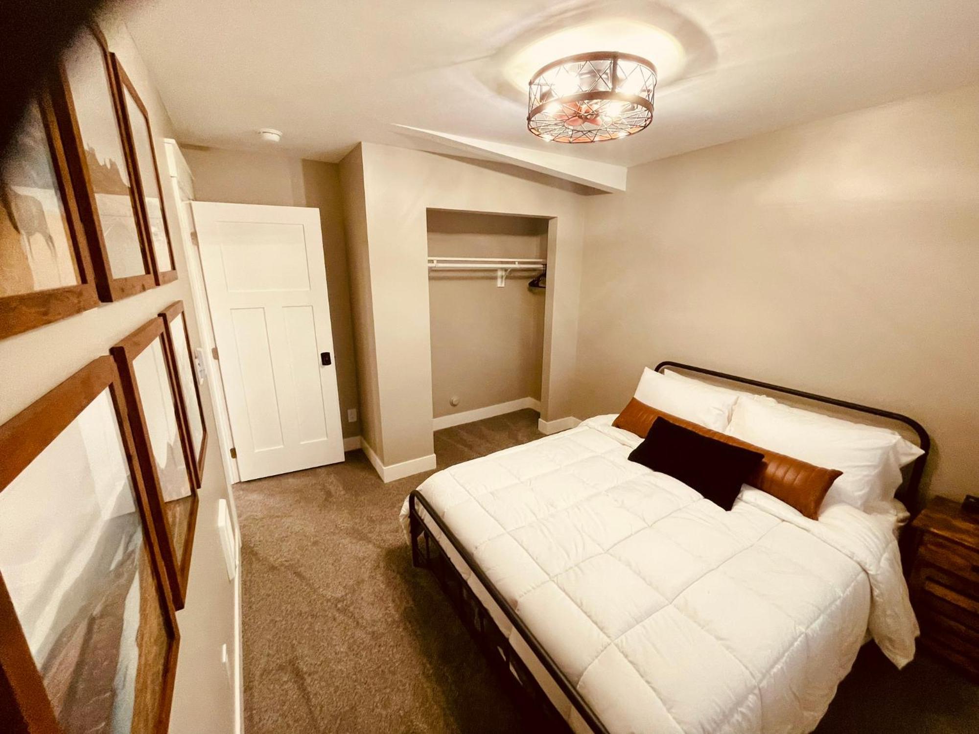 Iona Mercantile Bnb Rigby エクステリア 写真