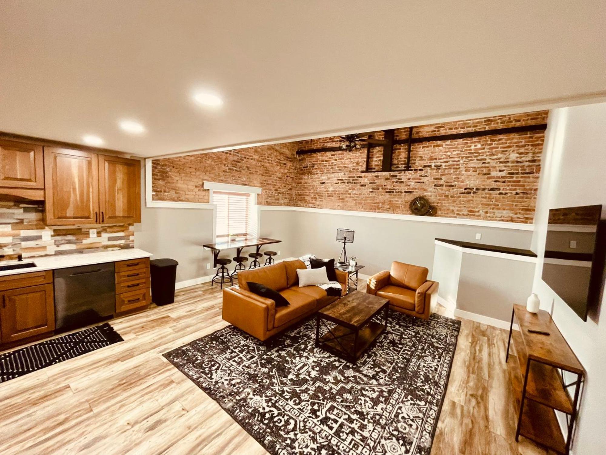Iona Mercantile Bnb Rigby エクステリア 写真