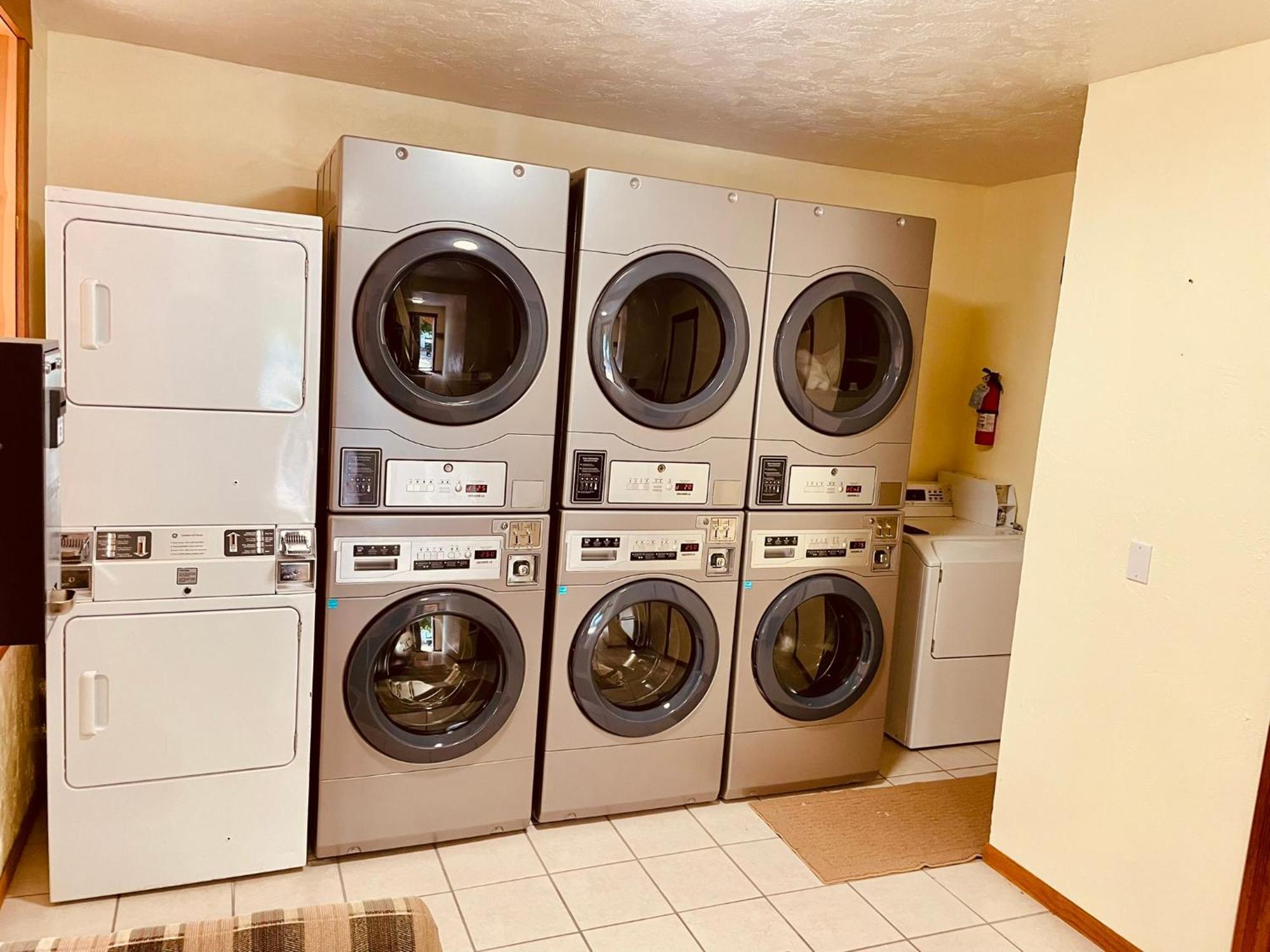 Iona Mercantile Bnb Rigby エクステリア 写真